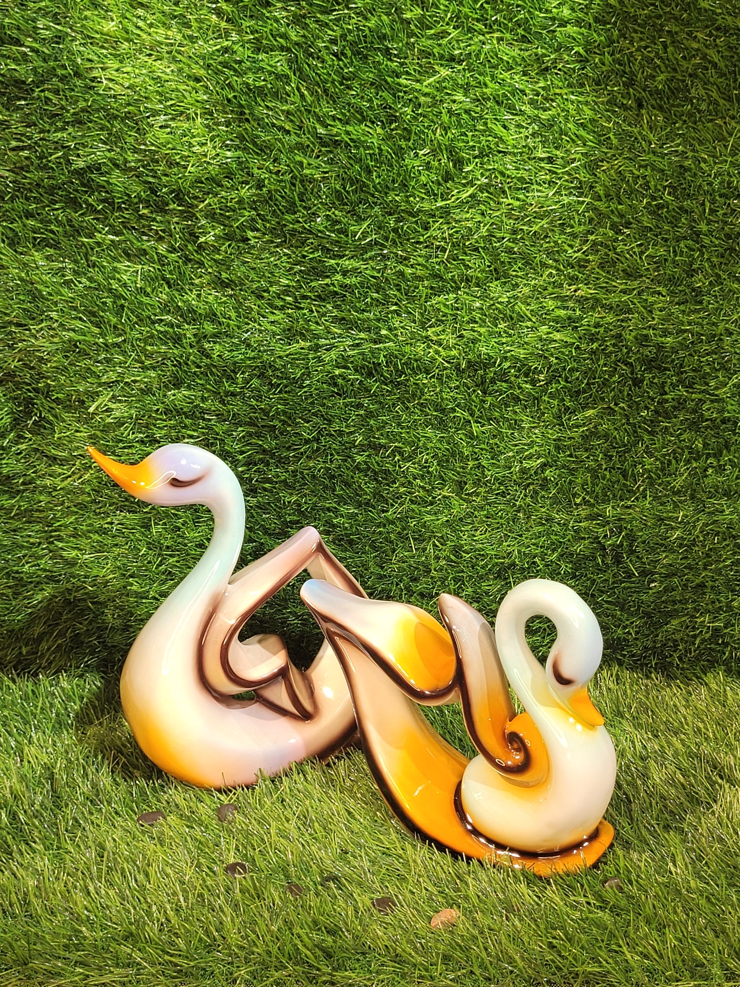 Elegant Swan Couple Figurine