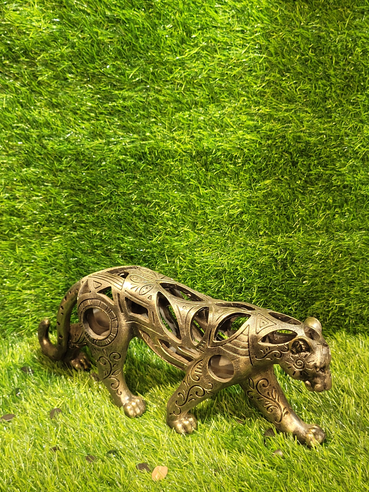 Antique-Bronze Panther Sculpture
