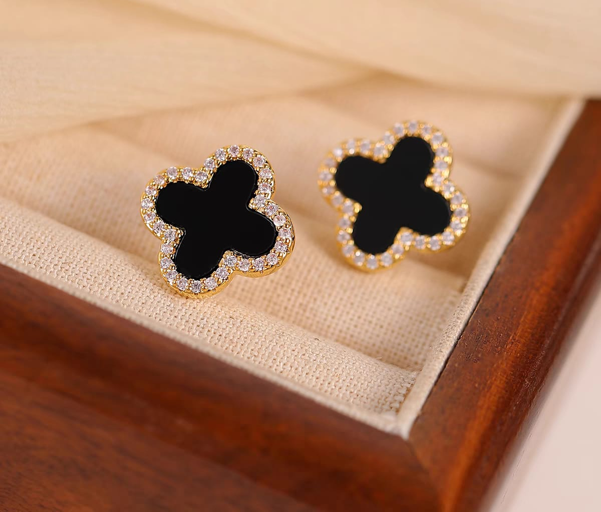 Stainless steel Flower zircon studs Earrings - Image 3