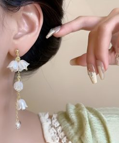 Elegant Pearl Flower Drop Earrings