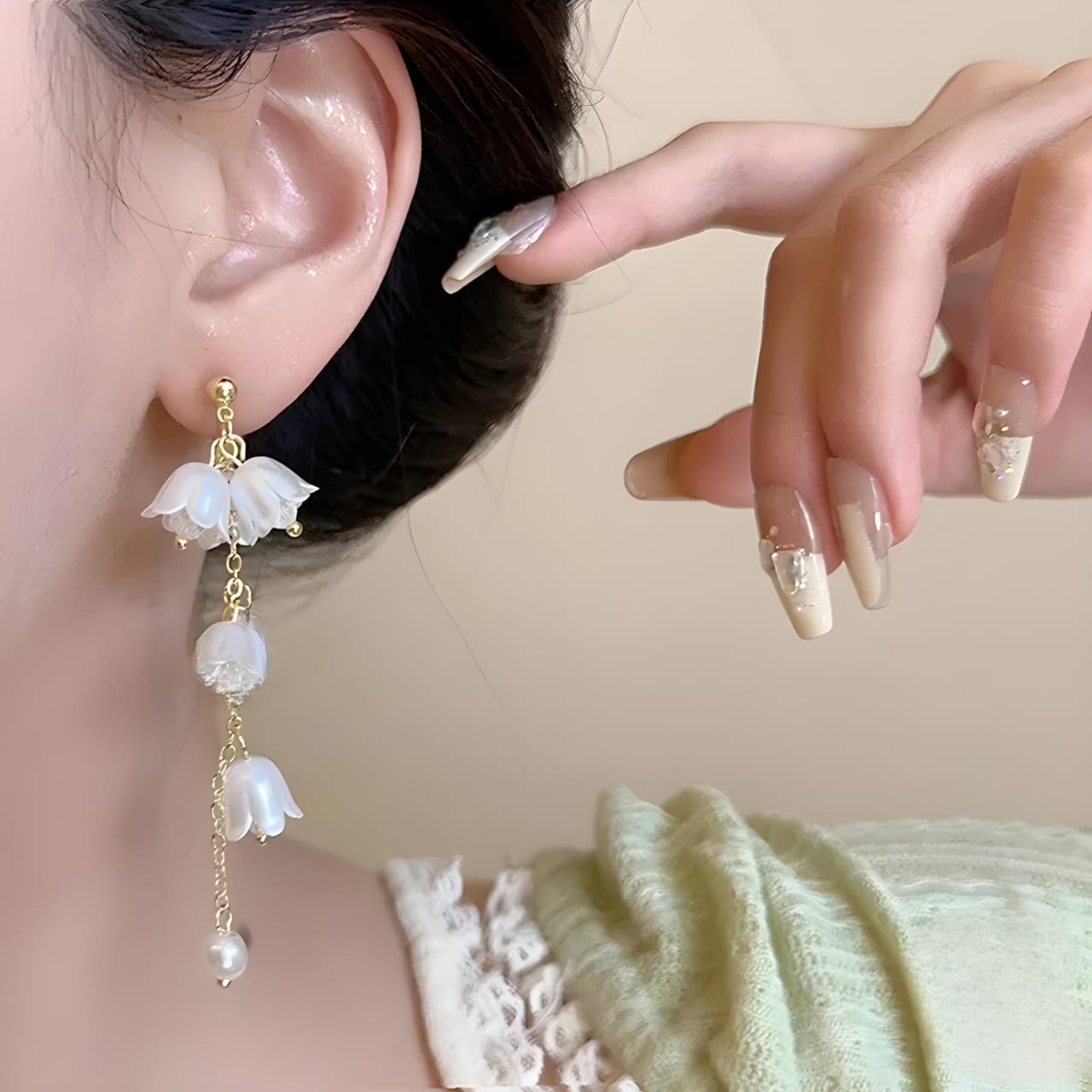 Elegant Pearl Flower Drop Earrings