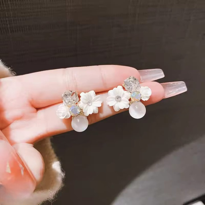 Black Flower Crystal Korean Earrings - Image 3
